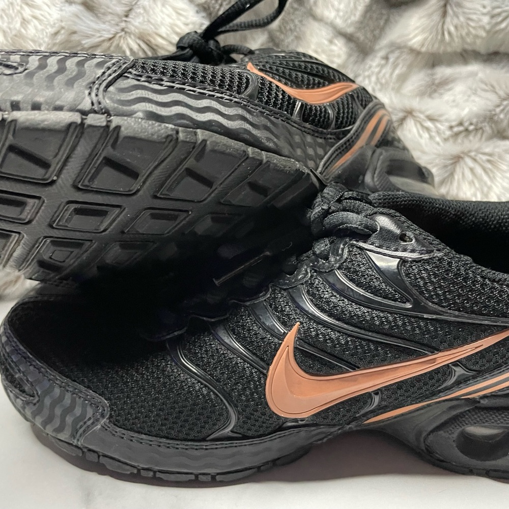 Nike Sneakers Women Size 6